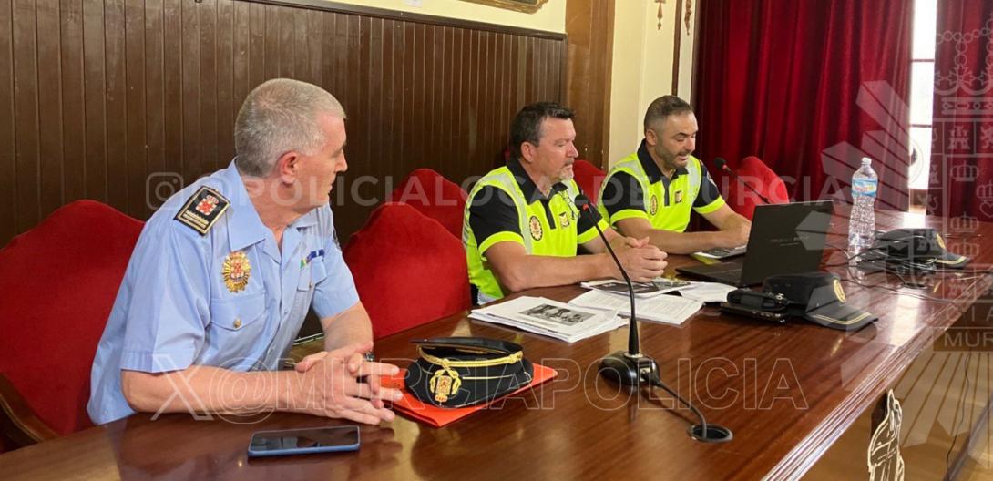 Los policías en un momento de la presentación